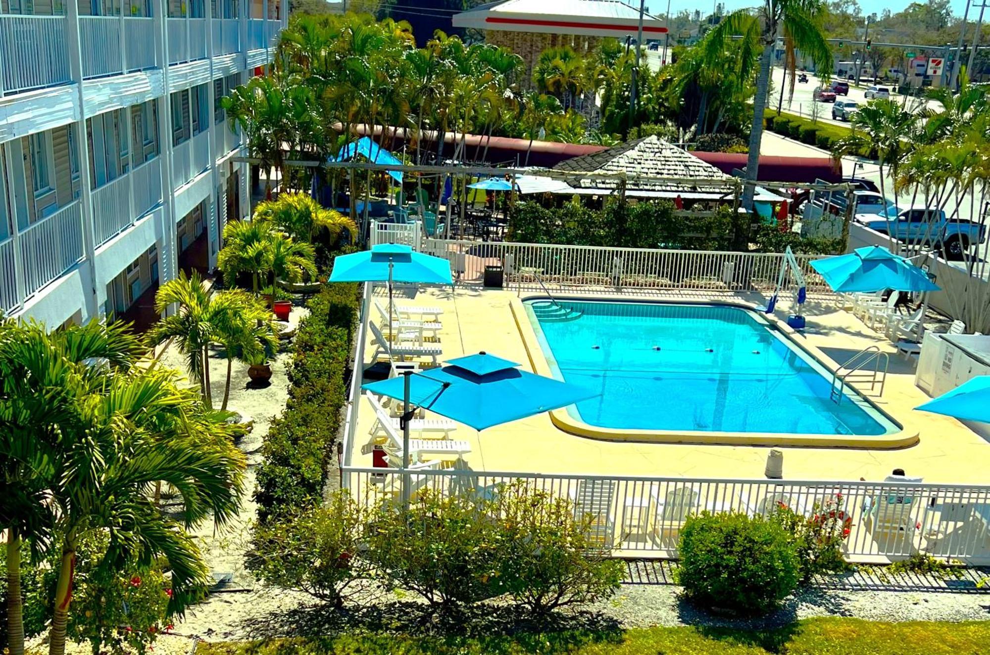 Lantern Inn & Suites - Sarasota South Bradenton Exterior foto